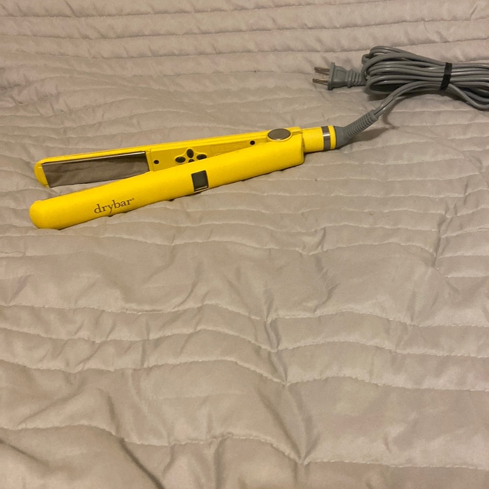 Dry Bar : The Tress Press Digital Styling Iron